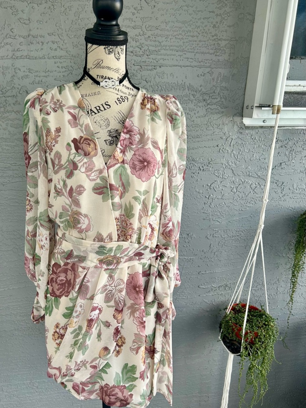 Dress Form Cream Floral Wrap Mini Dress - Mauve & Green. Medium
